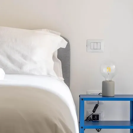 Dimora Manzoni - Center Apartment *