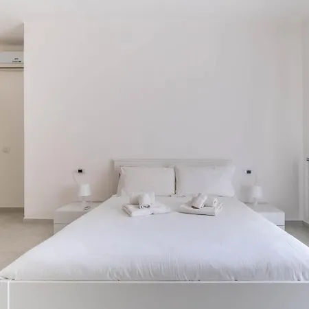 Dimora Manzoni - Center Apartment