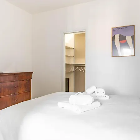 Dimora Manzoni - Center Apartment *